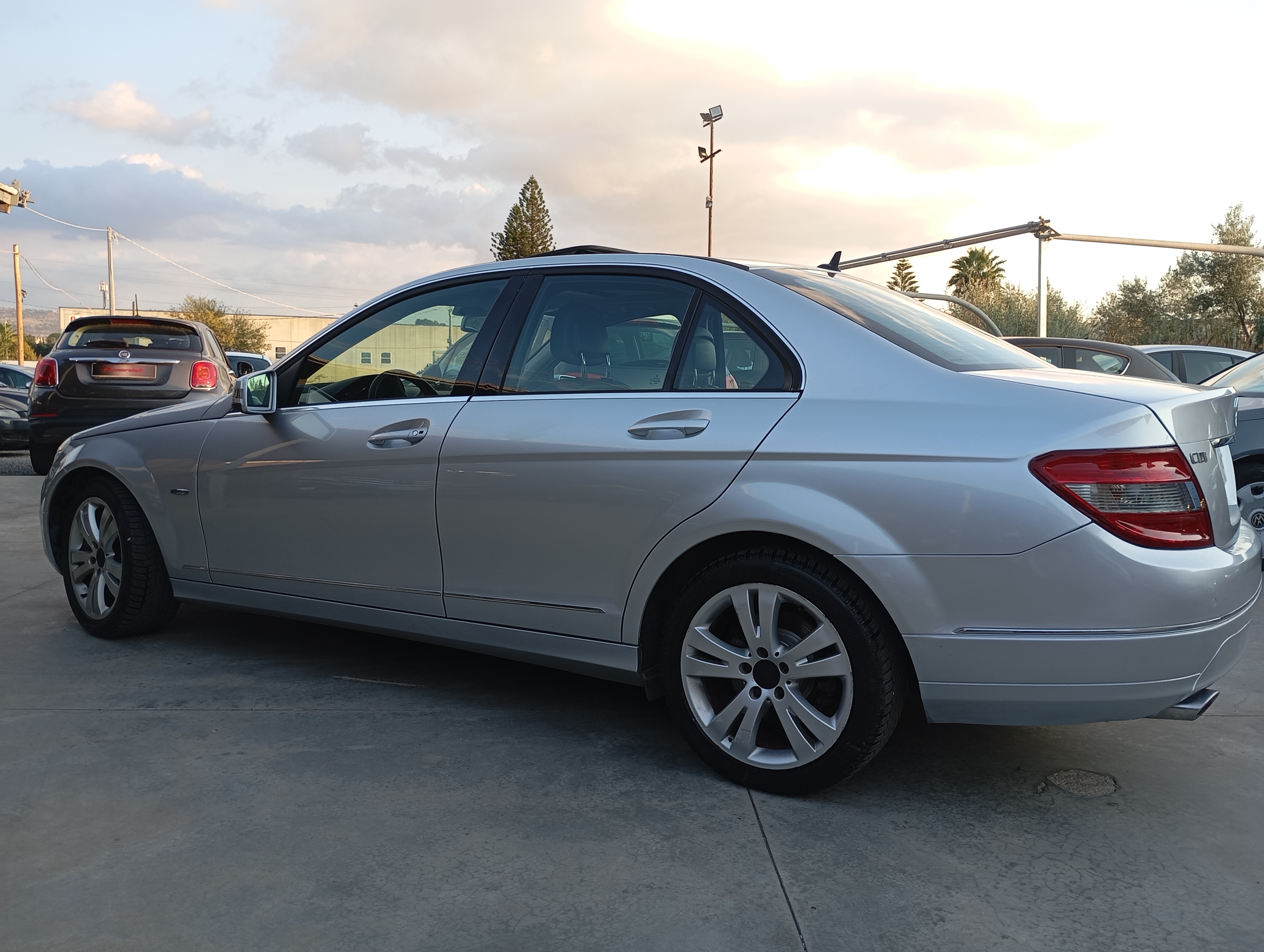 Mercedes-Benz C 220